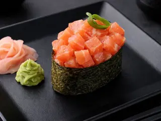 Gunkan Salmon