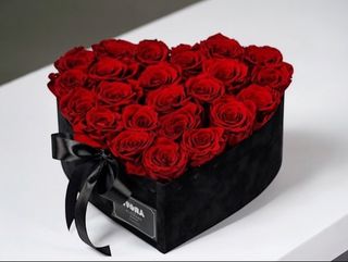 Srce sa dehidriranim ružama