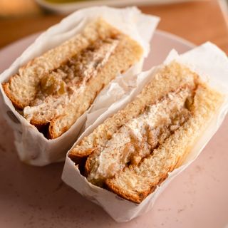 Apple-Pear Mascarpone Sandwich 