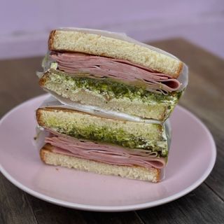Mortadella Sandwich