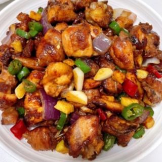 (#16)Pileće kocke sa ljutim sosom