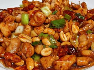 （#04）Piletina u sosu od kikirikija, ljuto