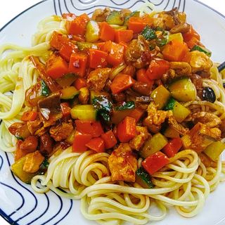 stewed beef with noodles红烧牛肉拌面