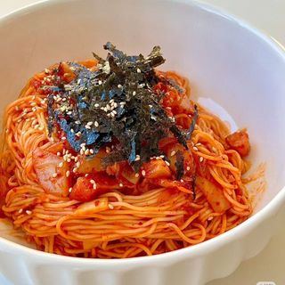 011 Suvi rezanci sa kimčijem i piletinom/Kimchi & Chicken Dry Noodles