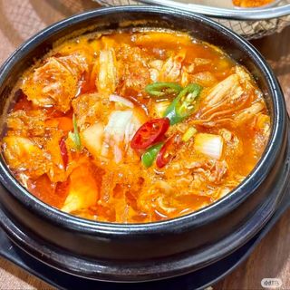 016 Kimči goveđa supa /Kimchi Beef Soup