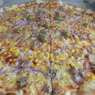 Pizza Tonno