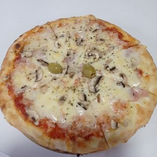 Pizza Capricciosa