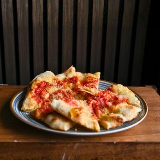 Focaccia Aglio e Pomodoro