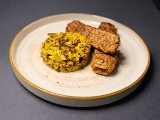 Goveđi ljulja-kebab sa Džmbur