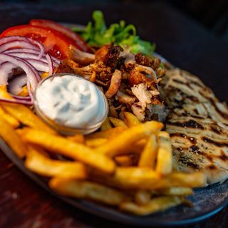 Gyros porcija