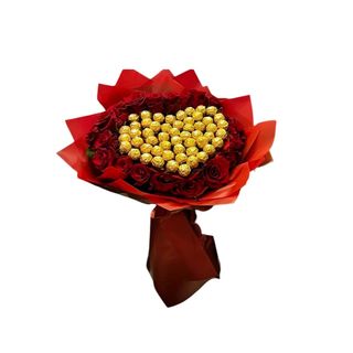 Buket u obliku srca sa fererom