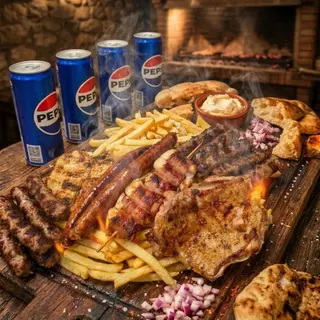 1kg Mešano Meso + Pomfrit 400g + 4 Somuna + 4 Pepsi + Prilozi