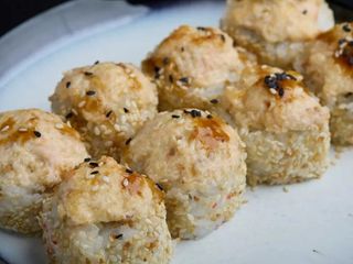Vruce rolnice sa surimi