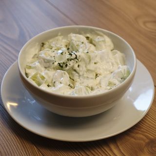 Tarator salata