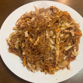 10. Fief rice noodles （chicken,egg)炒米粉