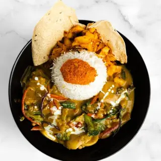 Veganski kari sa basmati pirinčem