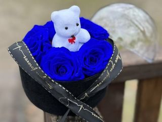 Dehidrirane ruže sa medom u kutiji - plava(RUK129)