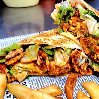 Crispy chicken tortilla