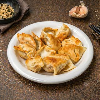 Fried Vegetables Dumplings