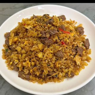 44 Beef Fried Rice / Prženi pirinač sa govedinom