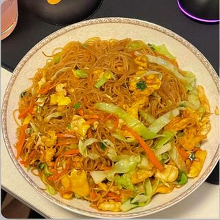 199 Vegetable rice noodles / Pirinčani rezanci sa povrćem
