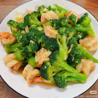 655 Broccoli fried Shrimp /Prženi brokoli i škampi
