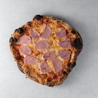 Prosciutto Funghi pizza