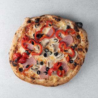 Quattro Stagioni pizza