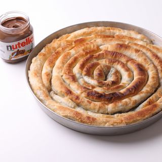 Pita sa Nutela kremom (1kg)
