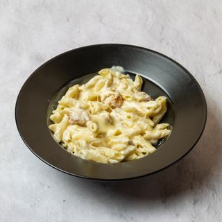 Piletina u sosu od belog luka pasta