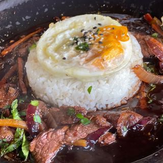 Pad Kapraw Beef