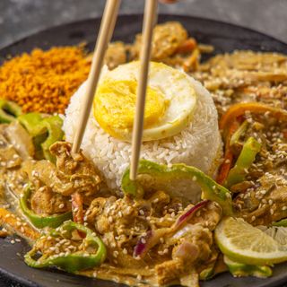 Gaeng Daeng Beef
