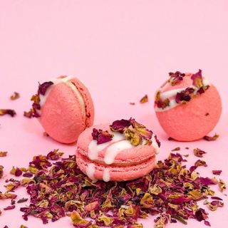 Macaron Eau de Rose