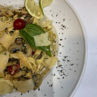 Alfredo( a la creme aux champignons )