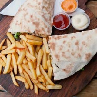 Offre 3 makloubs à 27dt 