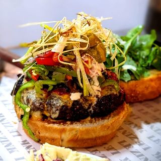 Le Frida Kahlo Burger