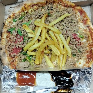 Pizza Neptune + frites gratuit