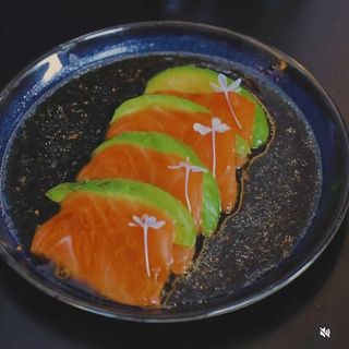 Filet De Saumon Et D'avocat (4pcs)