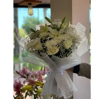 Bouquet Model 17
