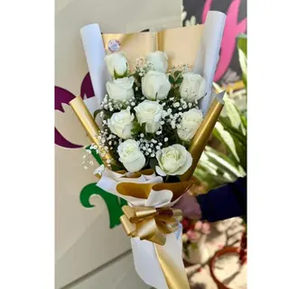 Bouquet Model 12