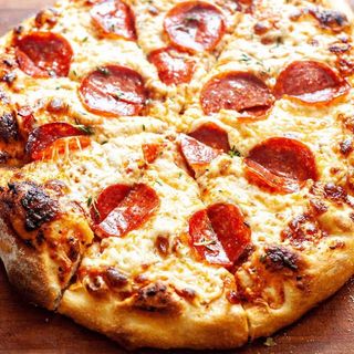 Pizza pepperoni