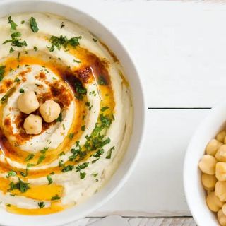 Plat Hummus Cuisse de Poulet