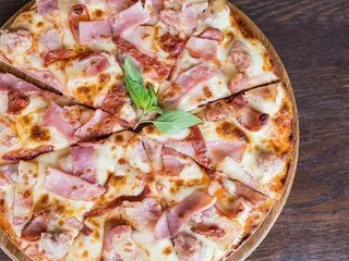 Pizza YOLA