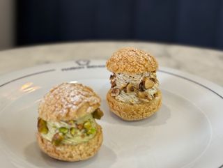 Choux Aux Pistache