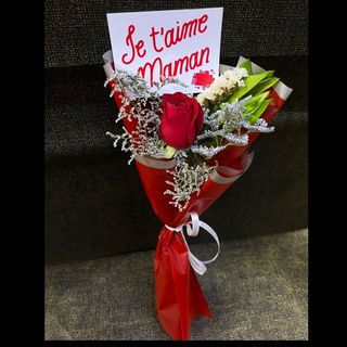 Rose je t'aime maman
