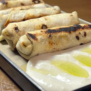 Msakhen rolls (6 pieces)