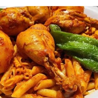 مقرونة بالدجاج 