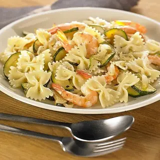 FARFALLE GAMBERI E ZUCCHINI