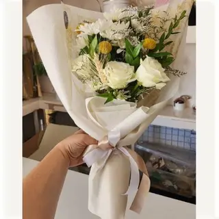 bouquet blanc doré