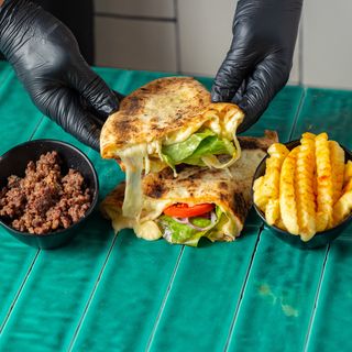 Makloub Viande Hachée Bords Farcis Mozza